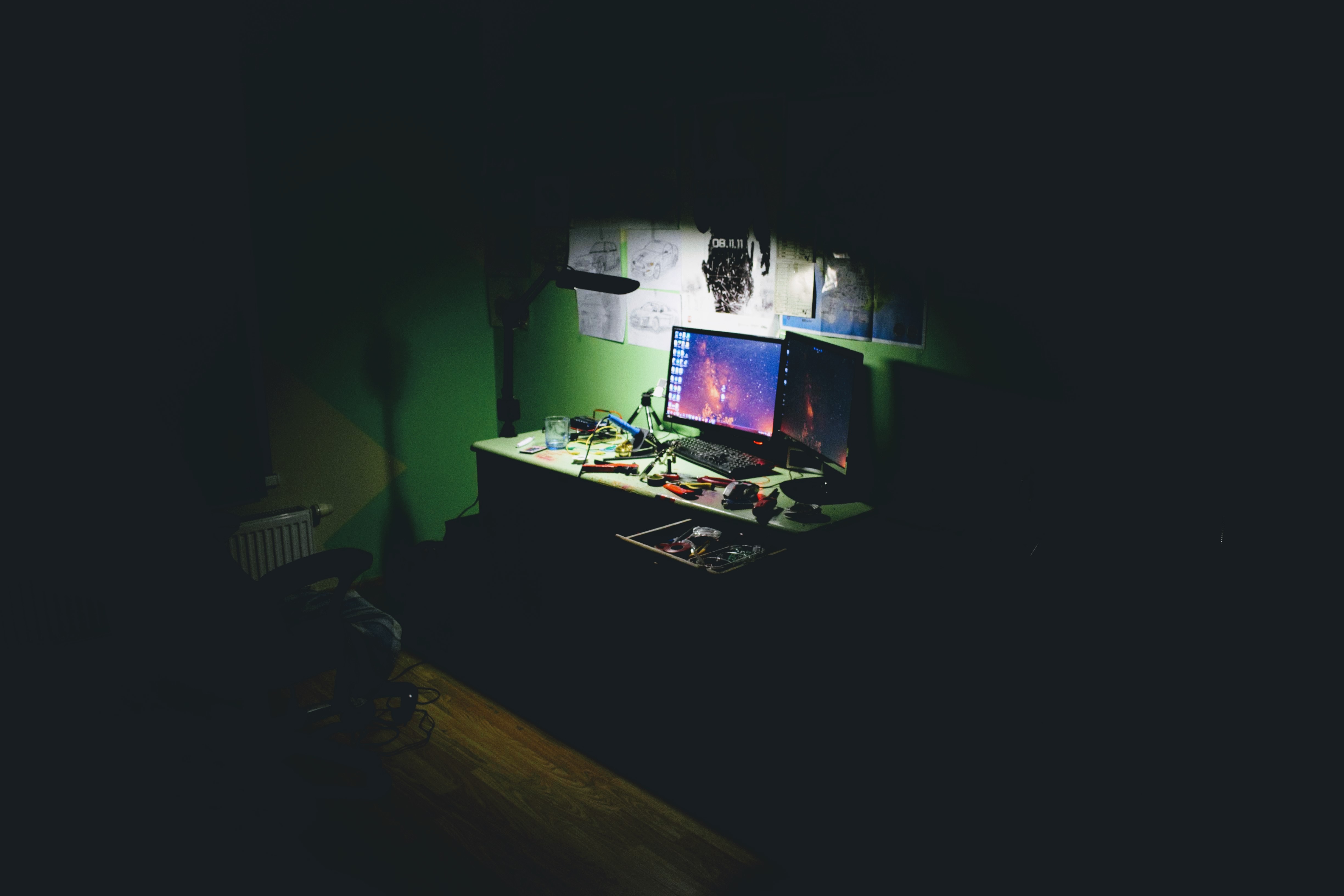 Dark Hacker Room Photo